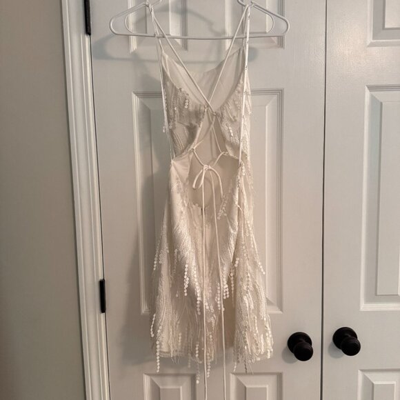 Lulus Making Magic White Fringe Lace-up Mini Dress - Size M Bridal Bache… - Picture 3 of 7